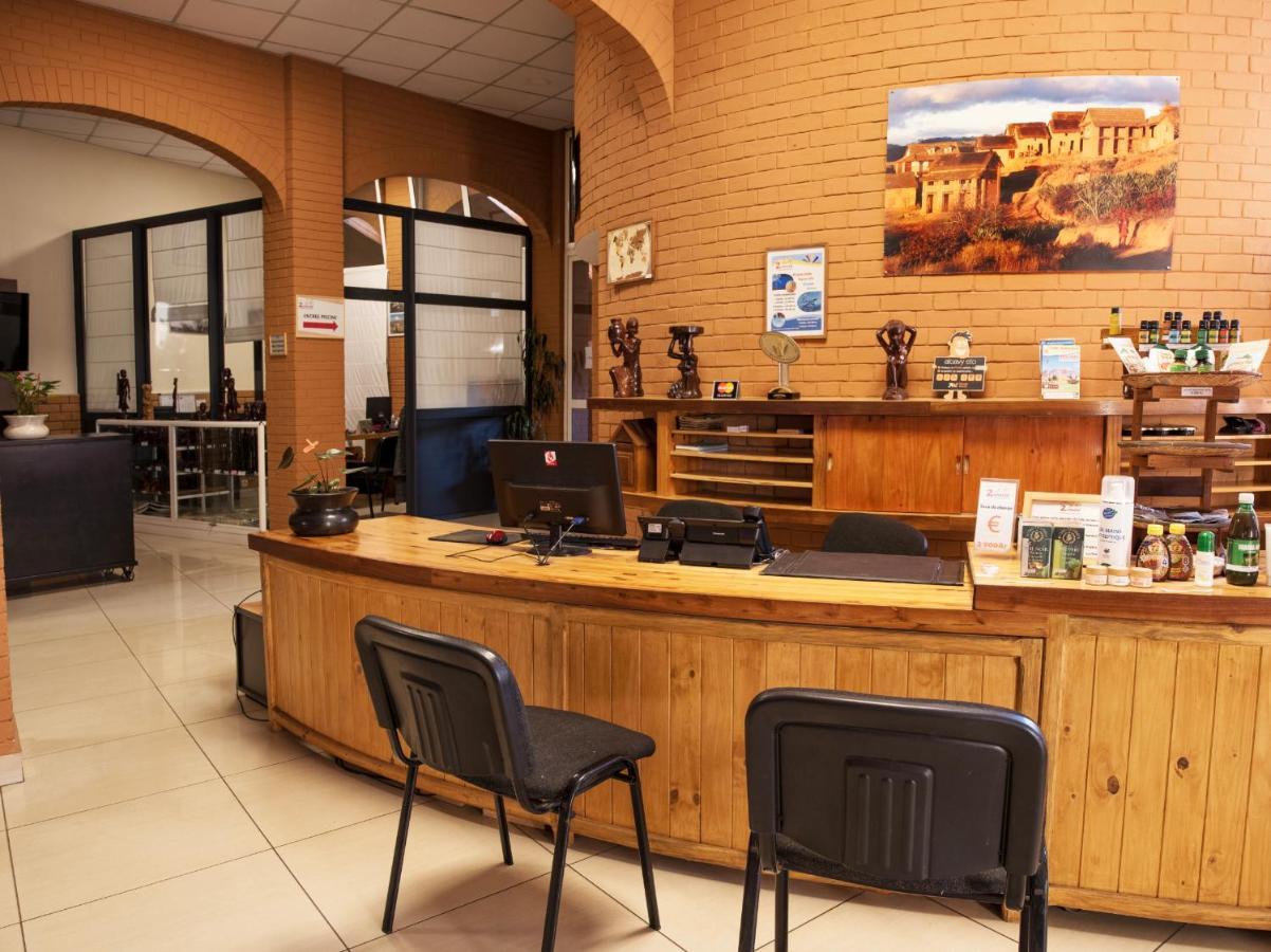 Zomatel Hotel Fianarantsoa Extérieur photo