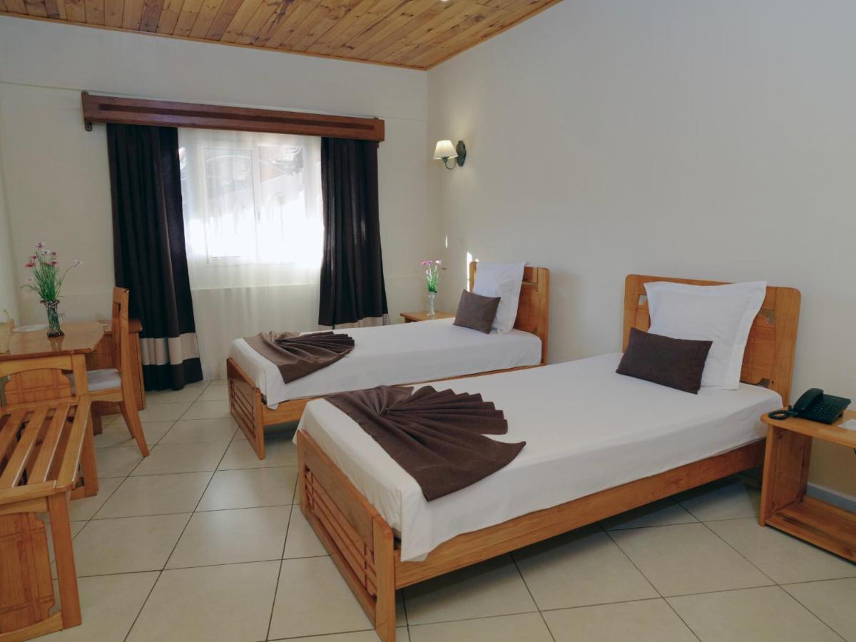 Zomatel Hotel Fianarantsoa Extérieur photo