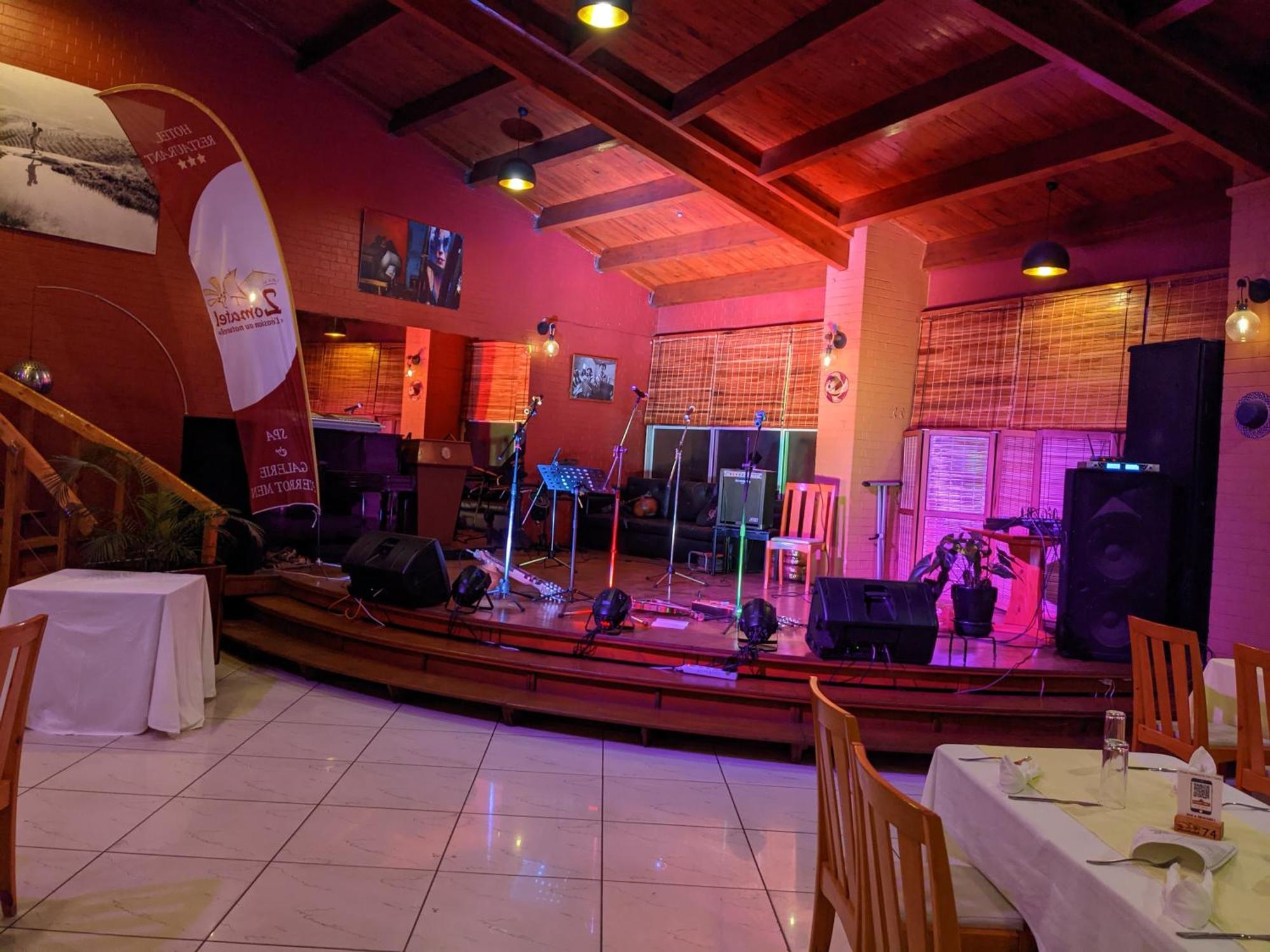 Zomatel Hotel Fianarantsoa Extérieur photo
